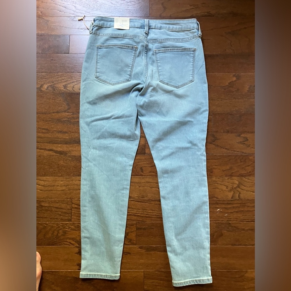 Jeans - Picture 2 of 6